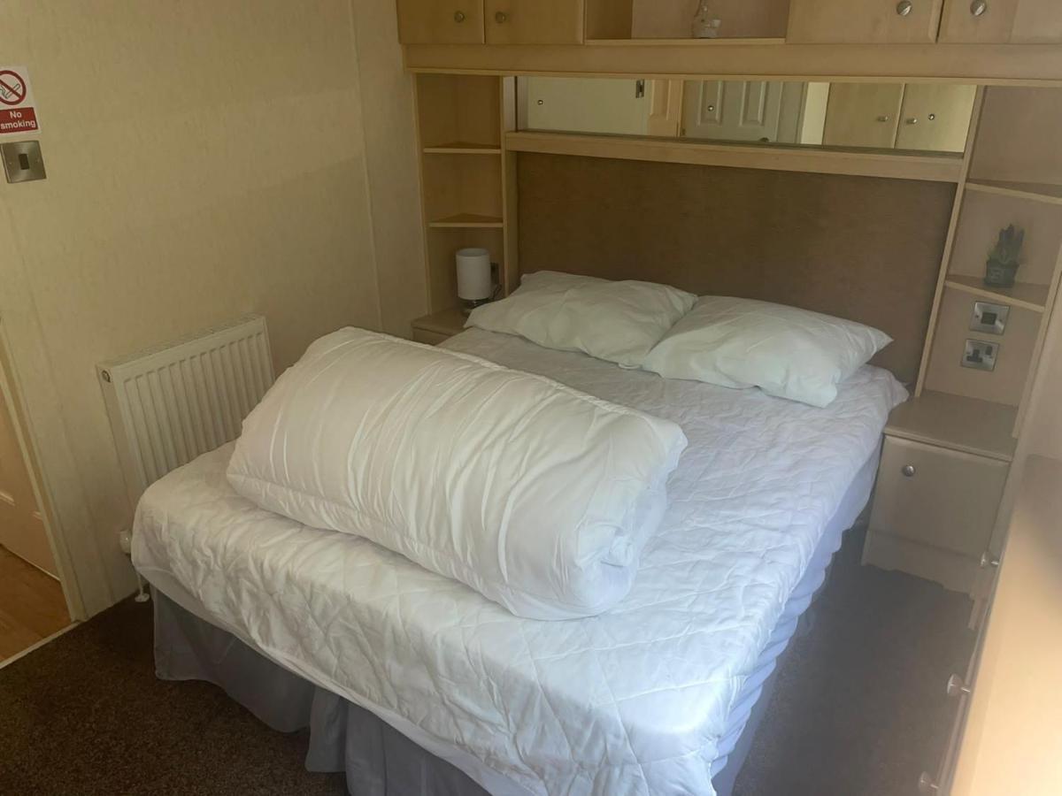 Remarkable 2-Bed Villa Caravan In Driffield Skipsea Exterior foto